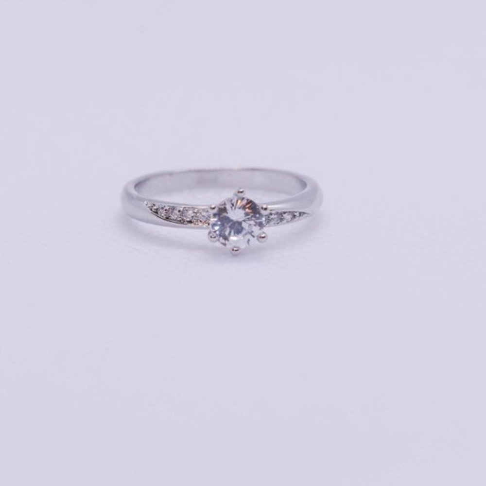 NEW Fashion Sterling Silver Shiny Zircon Ring - Picture 2 of 9